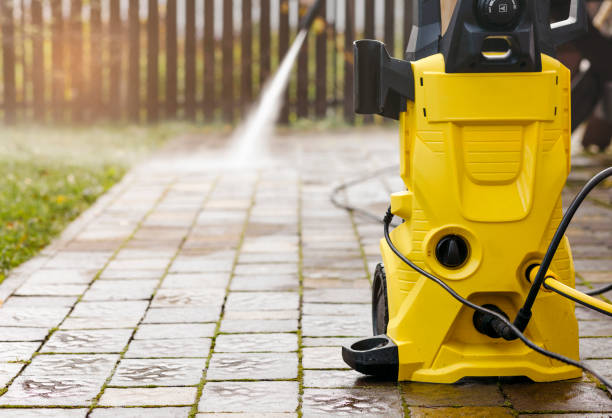 Best Gas Station Cleaning  in Little Falls, MN